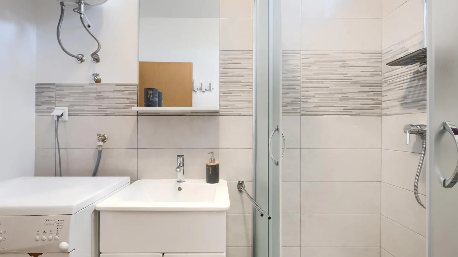 Apartment Eliana Banjole 0*,  Croatia